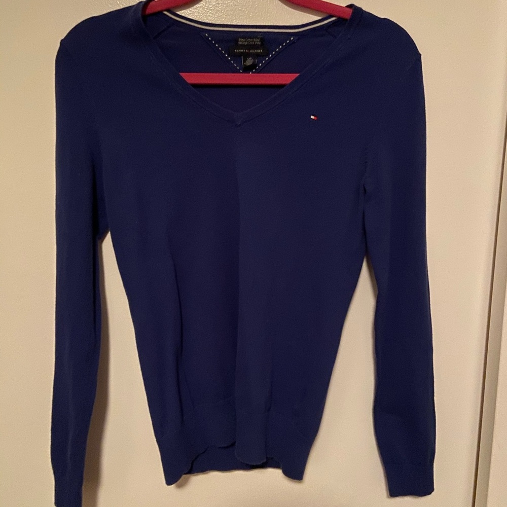V-neck sweater
